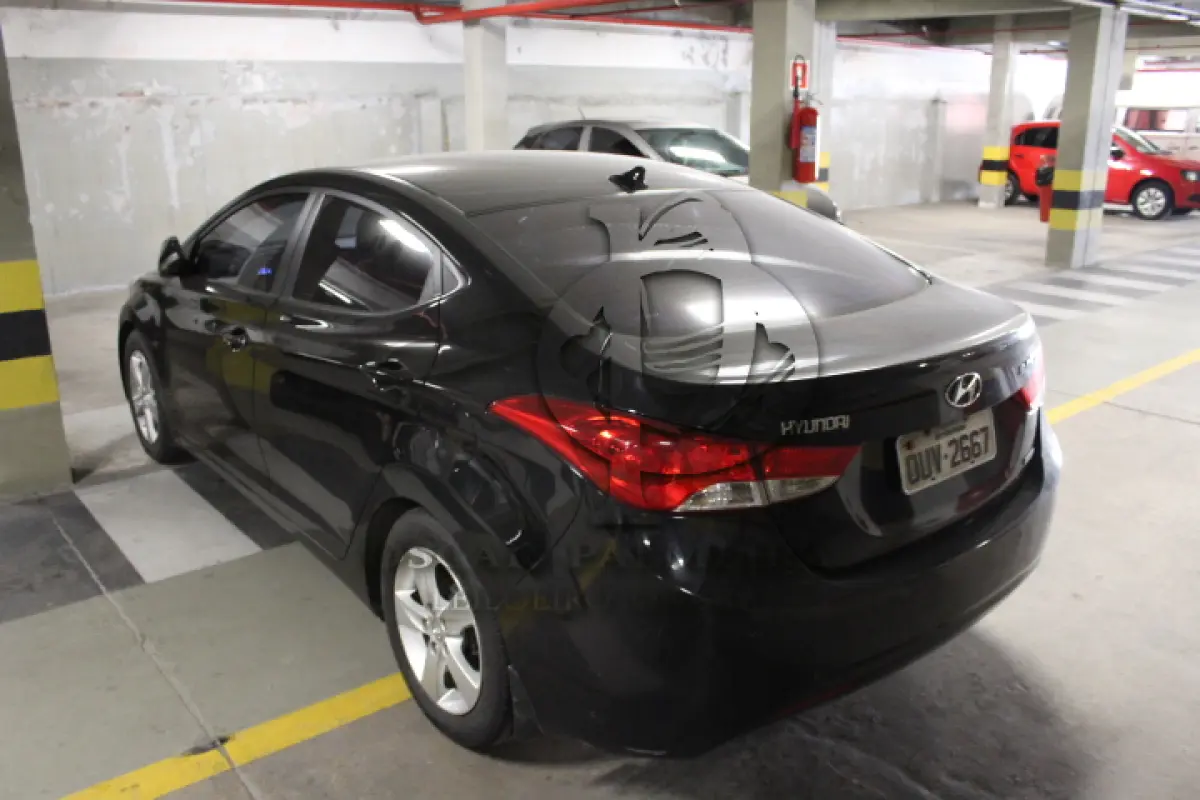 LOTE 016 - VEÍCULO - HYUNDAI ELANTRA, ANO/MOD 2012/2013.