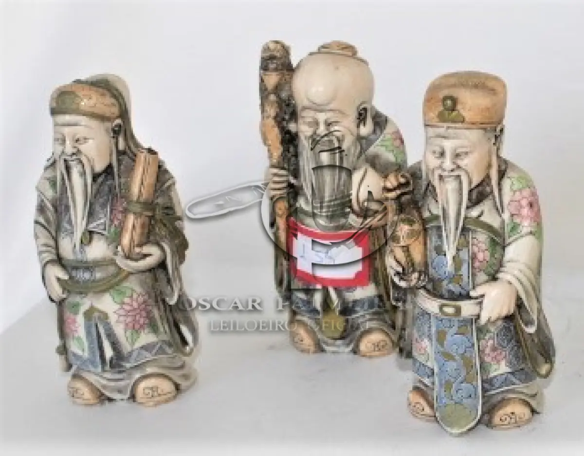 LOTE 059 - PEÇA DE DECORAÇÃO