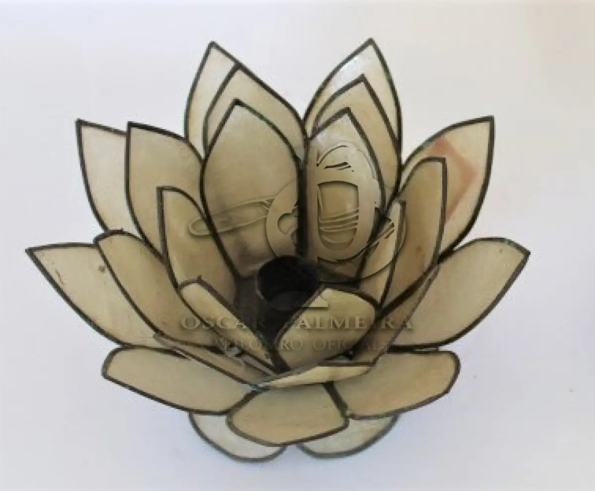 LOTE 038 - PEÇA DE DECORAÇÃO