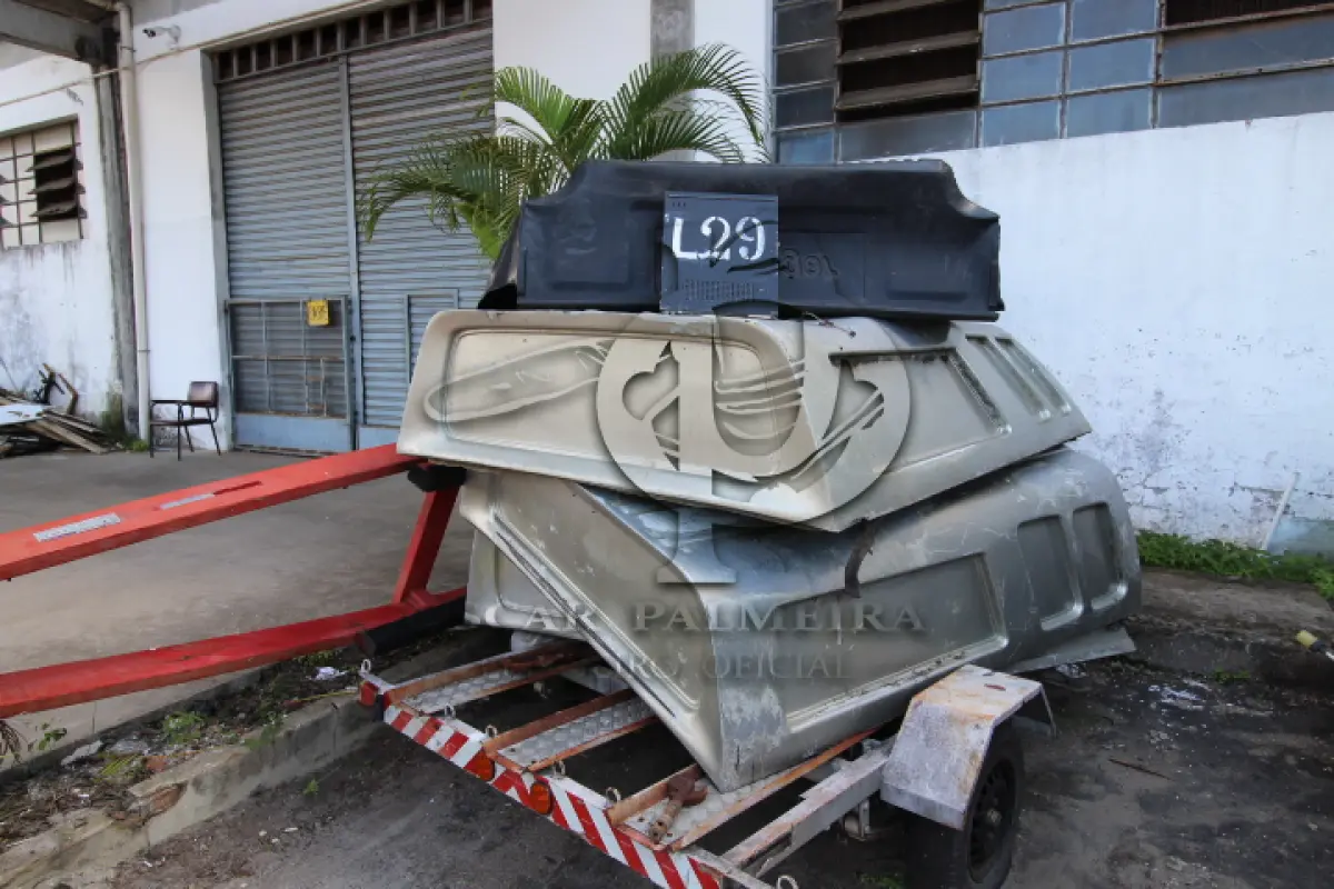 LOTE 029 - DIVERSOS MATERIAIS DE USO DIVERSOS COMPOSTO DE: PRANCHA 1E, CHASSI 9A9LRP101BBEN6070