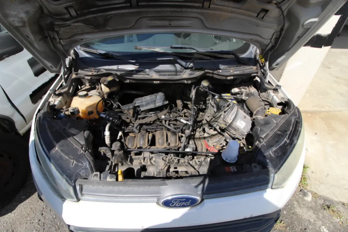 LOTE 084 - VEÍCULO; MARCA/MODELO: FORD/ECOSPORT S 1.6 (KIT GÁS) FAB/MOD: 2013/2013 PLACA: OLB1926 CHASSI: 9BFZB55P1D8818662