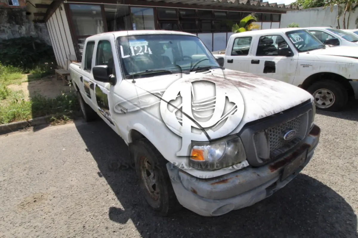 LOTE 124 - VEÍCULO; MARCA/MODELO: I/FORD RANGER XL 13P FAB/MOD: 2008/2009 PLACA: JRY2795 CHASSI: 8AFER13P49J210921