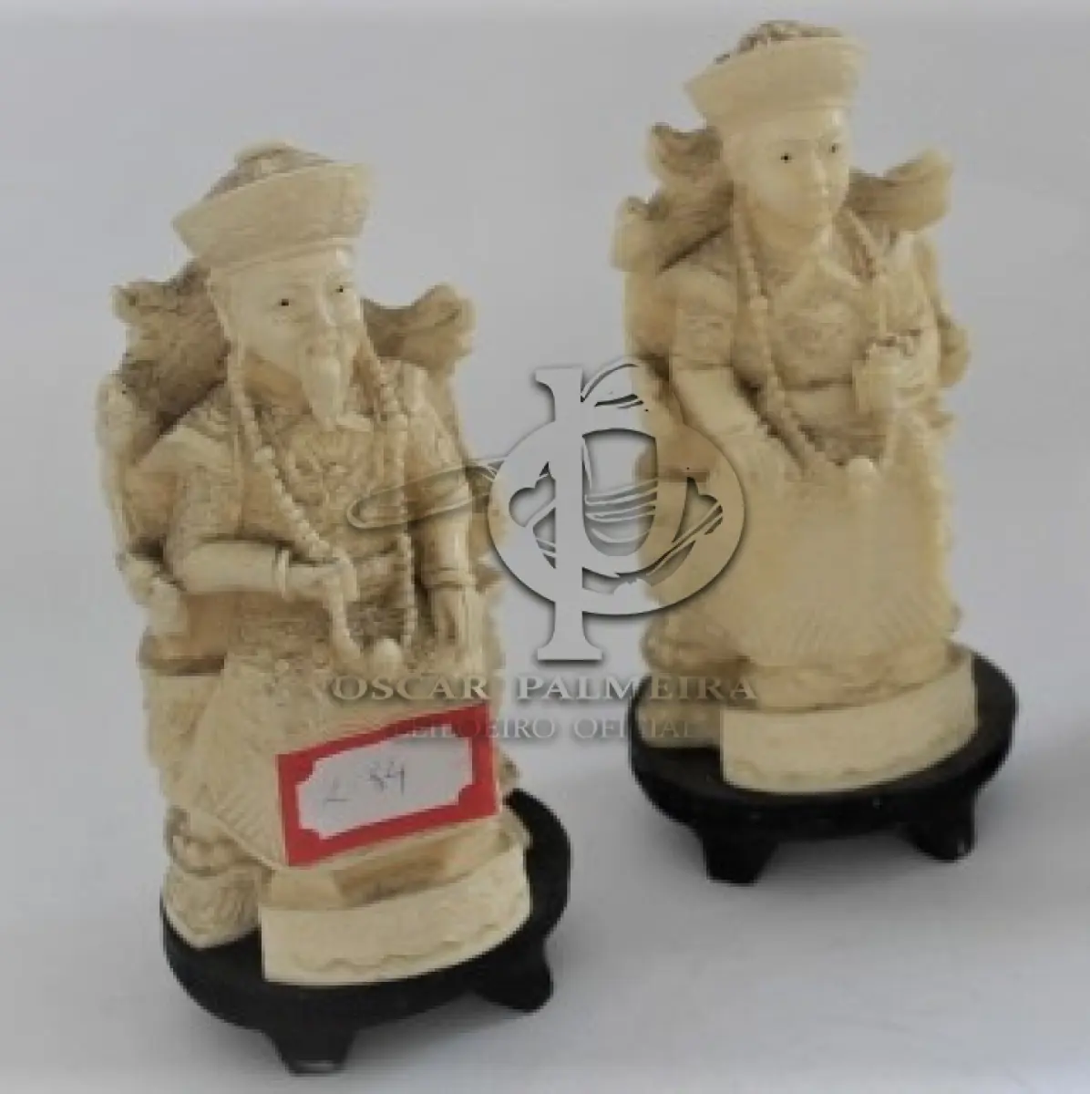 LOTE 084 - PEÇA DE DECORAÇÃO