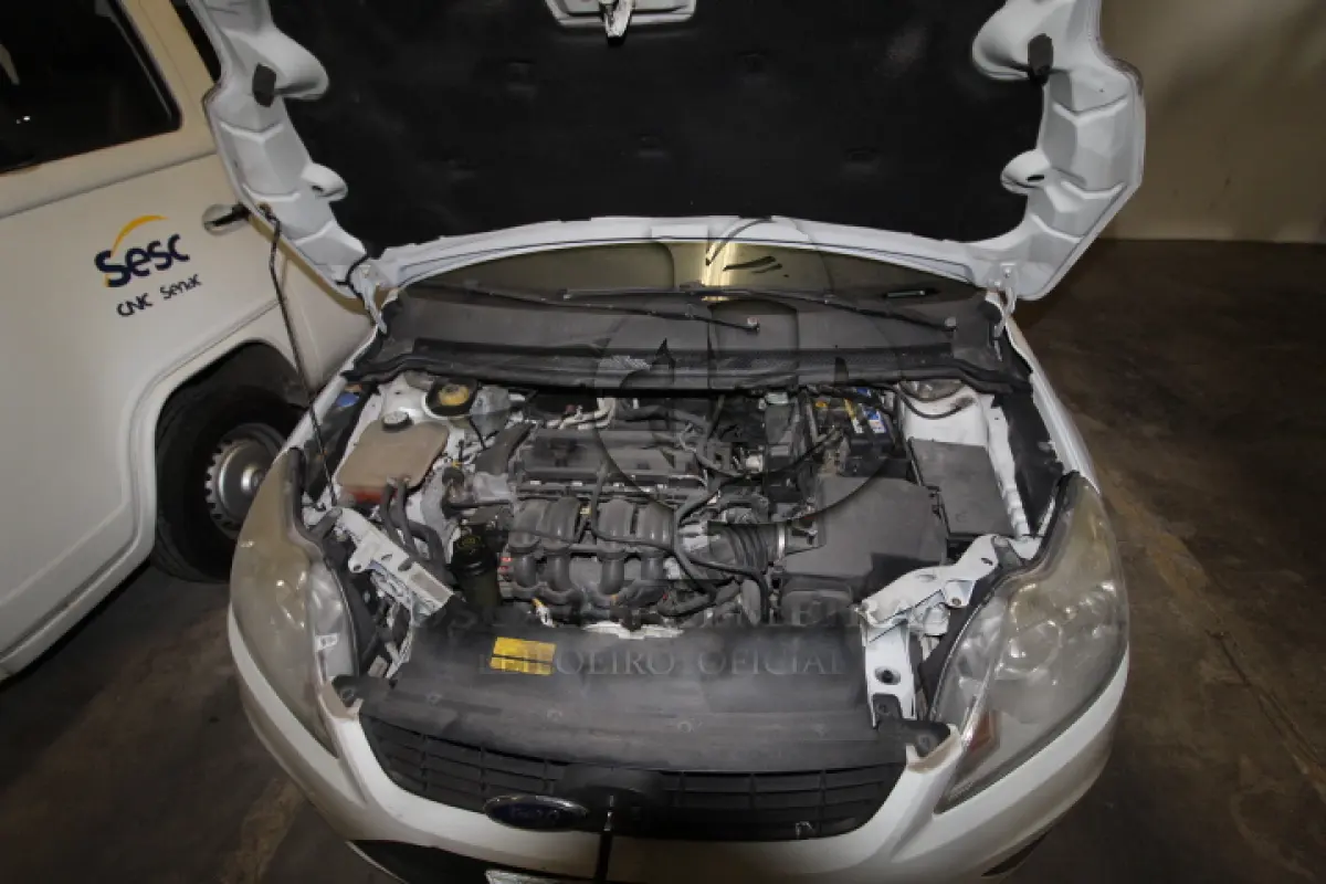 LOTE 009 - VEÍCULO - FORD FOCUS HC FLEX, ANO/MOD 2011/2012.