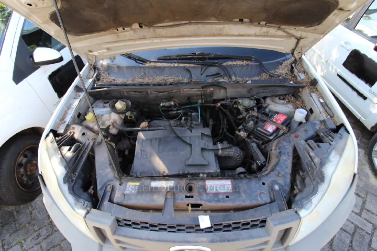 LOTE 015 - VEÍCULO: MARCA/MODELO: FORD/ECOSPORT XL 1.6FLEX; FAB/MOD: 2009/2009; PLACA: JSJ1560; CHASSI: 9BFZE55P198530767