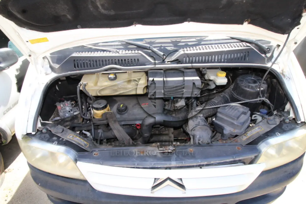 LOTE 125 - VEÍCULO; MARCA/MODELO: CITROEN/JUMPER M33M 23S FAB/MOD: 2010/2011 PLACA: NYL9367 CHASSI: 935ZBXMMBB2068628