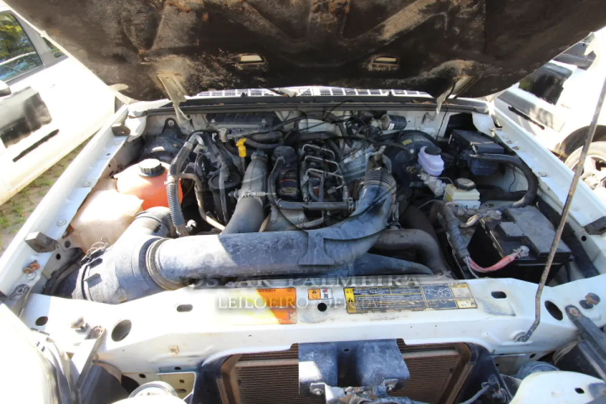 LOTE 011 - VEÍCULO: MARCA/MODELO: I/FORD RANGER XL 13P; FAB/MOD: 2011/2012; PLACA: NZM7677; CHASSI: 8AFER13P2CJ473898