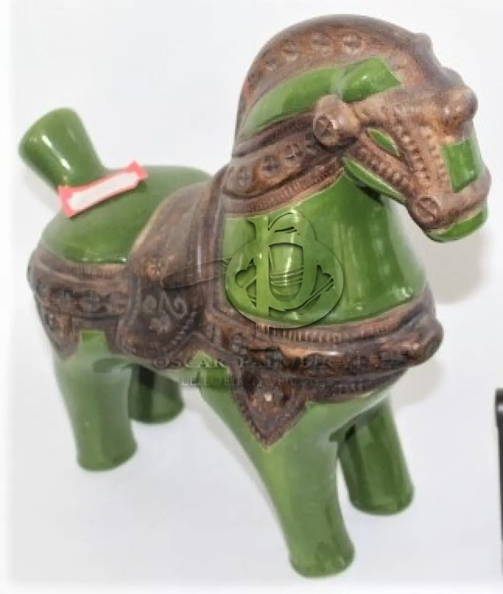 LOTE 126 - PEÇA DE DECORAÇÃO