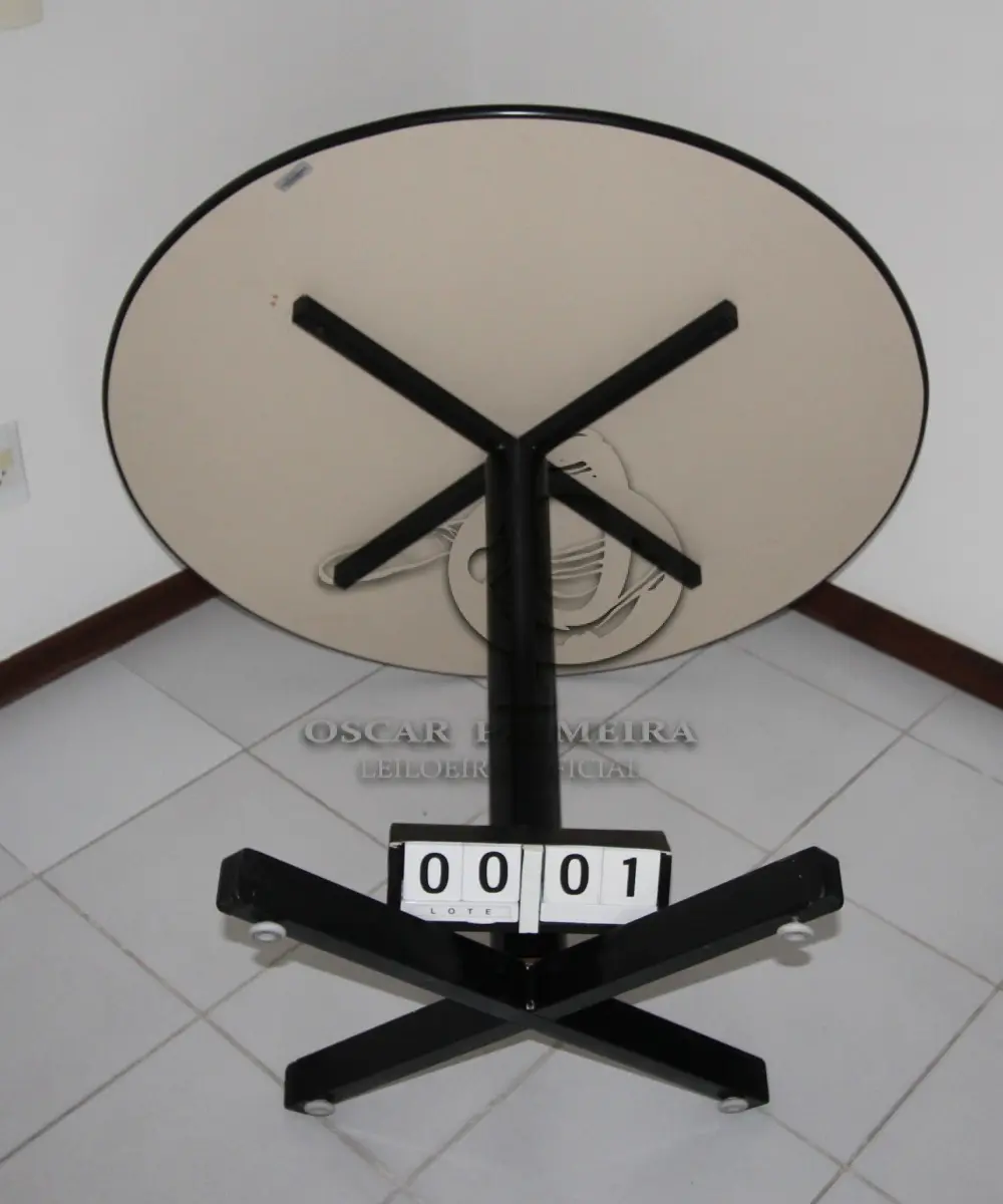 LOTE 001 - LOTE - 0001 - MESA REDONDA