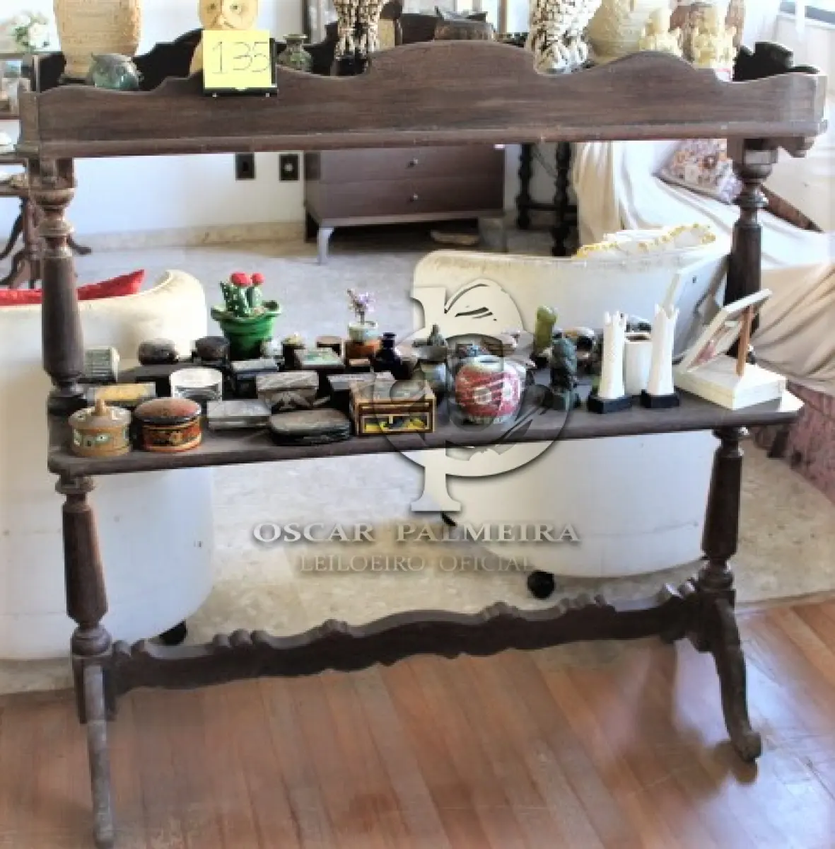 LOTE 135 - PRATELEIRA DIVISÓRIA