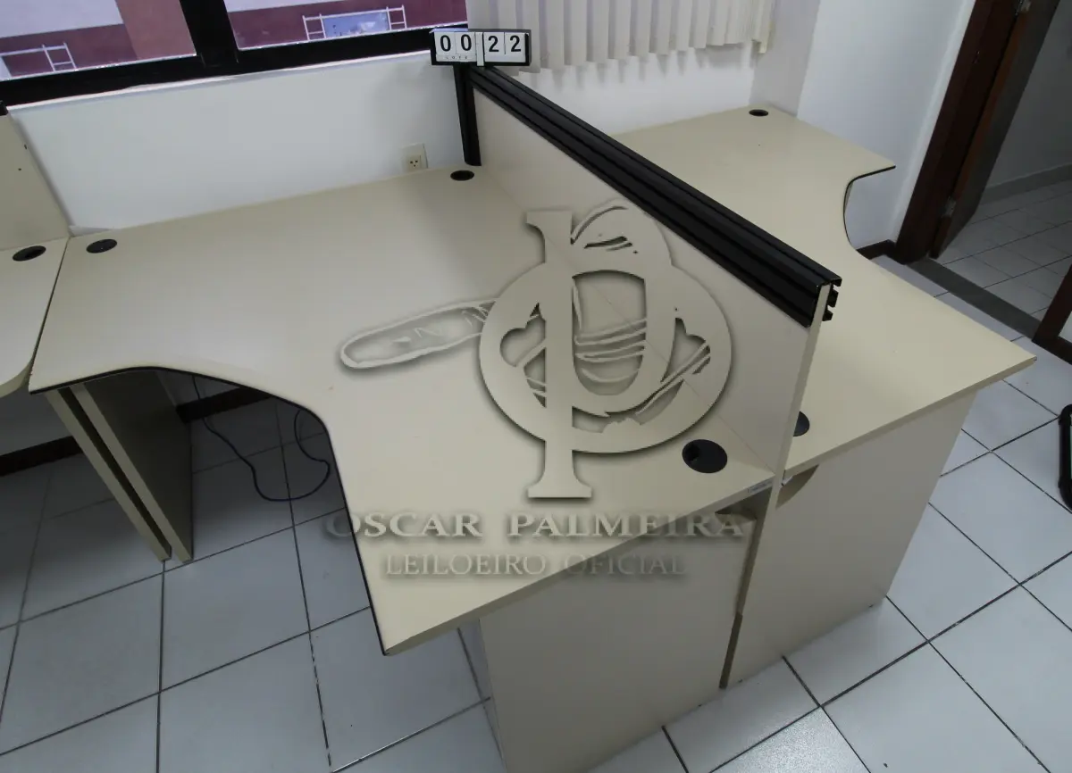 LOTE 022 - LOTE - 0022 - MESA EM L ESTAÇÃO DE TRABALHO CONJ. 2 PÇS.