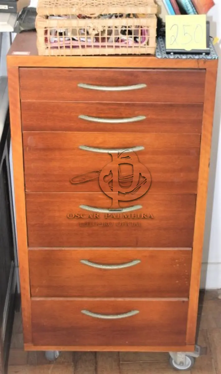 LOTE 250 - GAVETEIRO