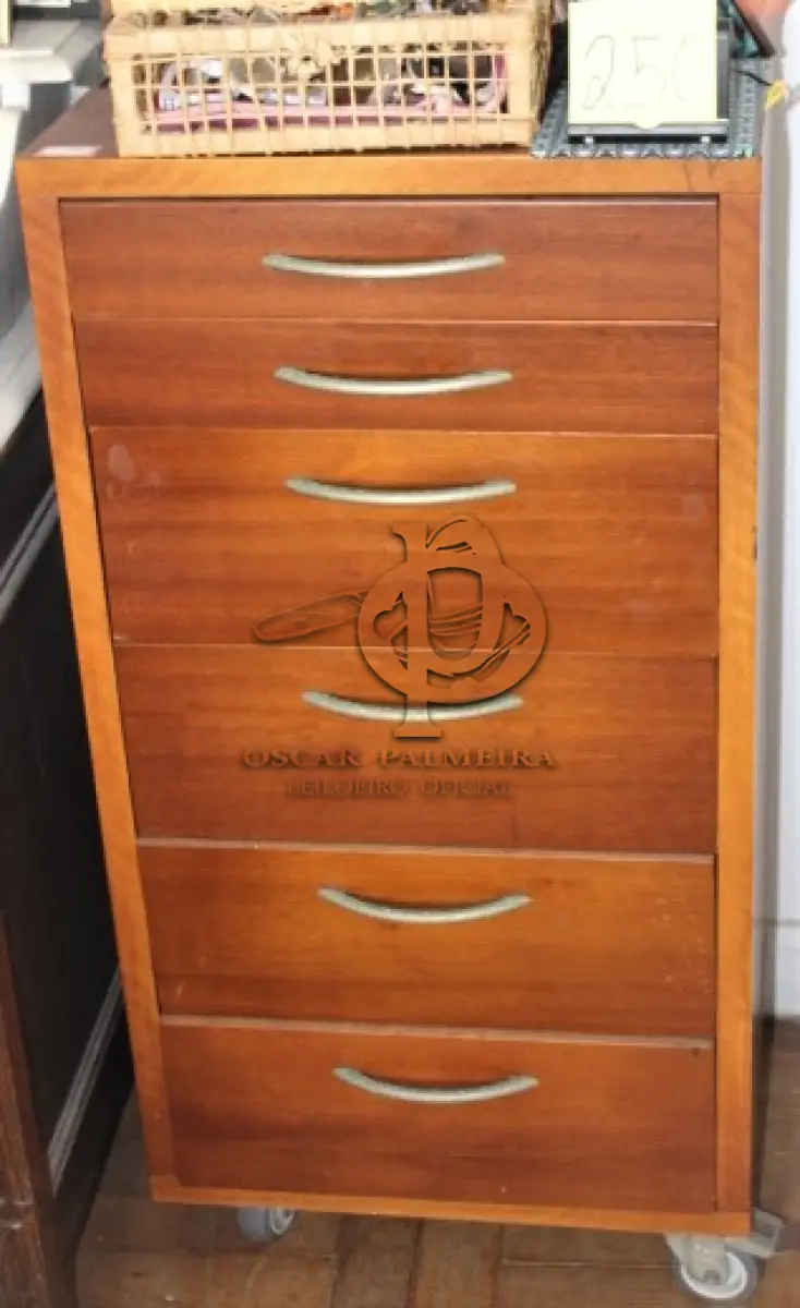 LOTE 250 - GAVETEIRO