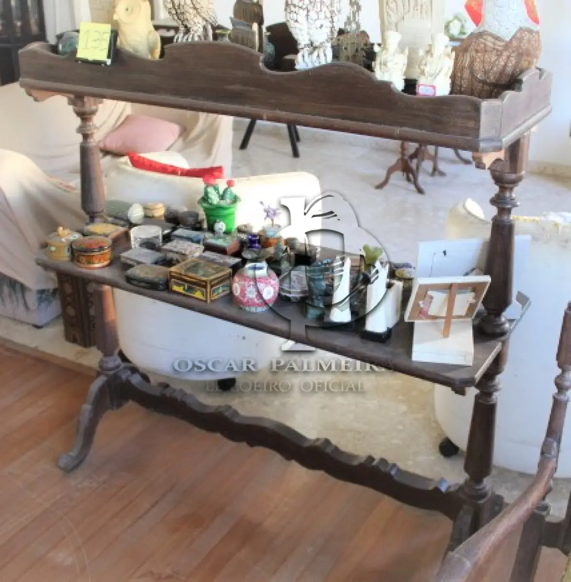 LOTE 135 - PRATELEIRA DIVISÓRIA