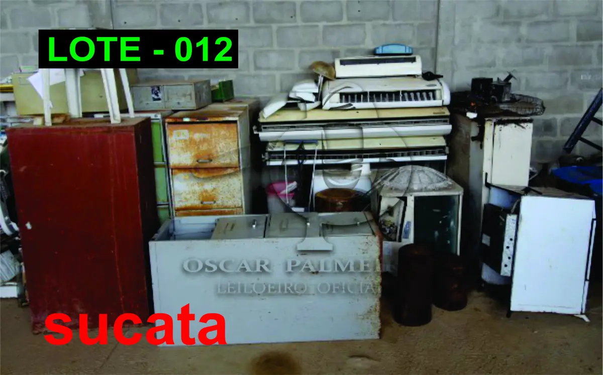 LOTE 012 - SUCATA COMPOSTA DE DIVERSOS MATERIAIS.