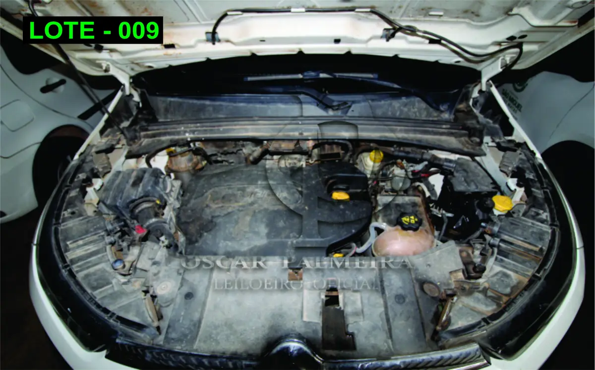 LOTE 009 - VEÍCULO - FIAT TORO VOLCANO 4x4, 2016/2017, DIESEL, DÉBITO POR CONTA DO ARREMATANTE R$ 780,94.