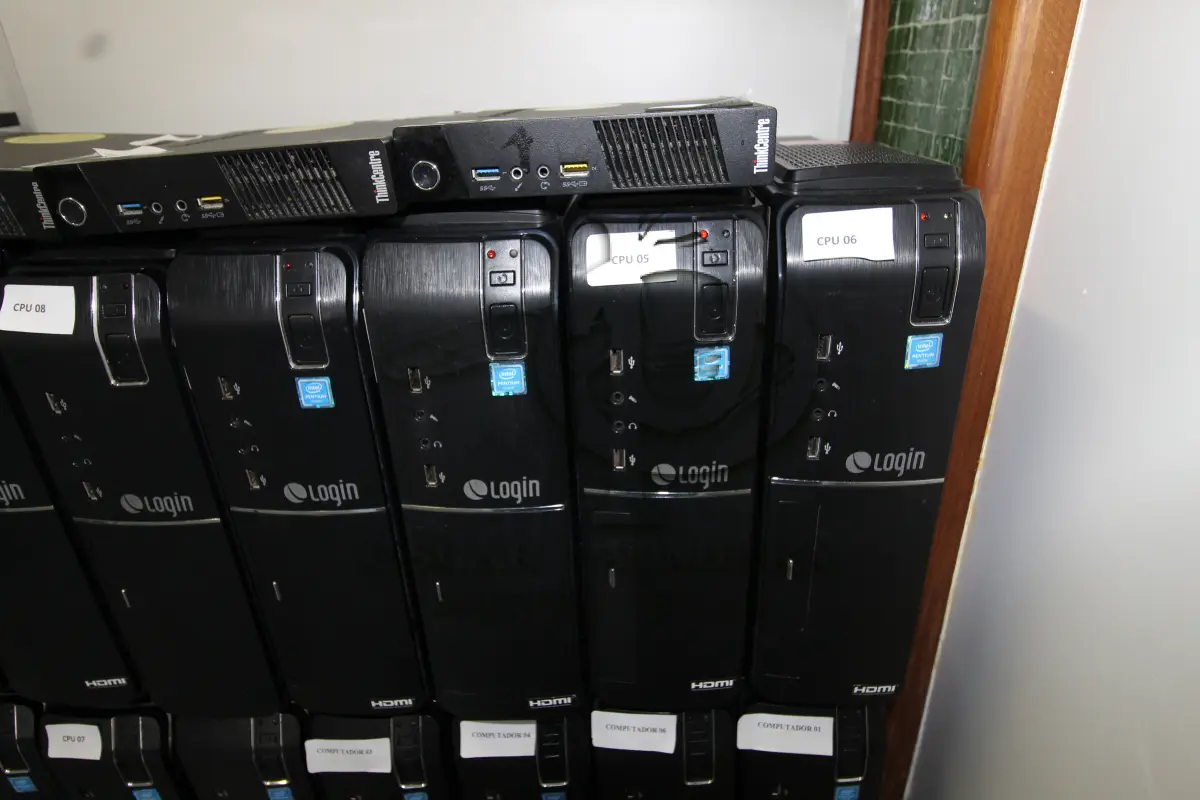 LOTE 004 - INFORMÁTICA - COMPUTADORES