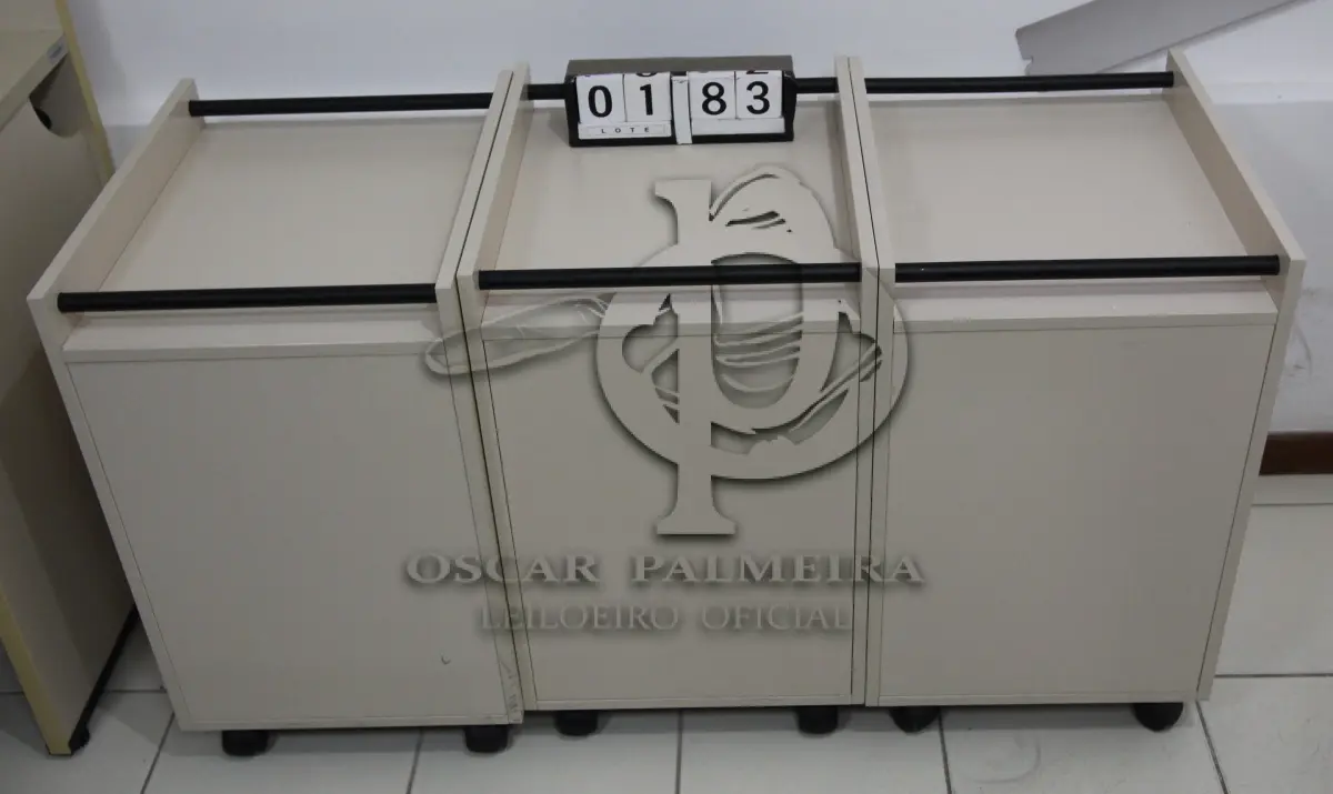 LOTE 183 - LOTE - 0183 - GAVETEIRO 3 GAVETAS CONJ. DE 3 PÇS.