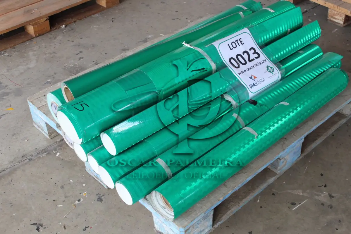 LOTE 023 - MATERIAL DIVERSO