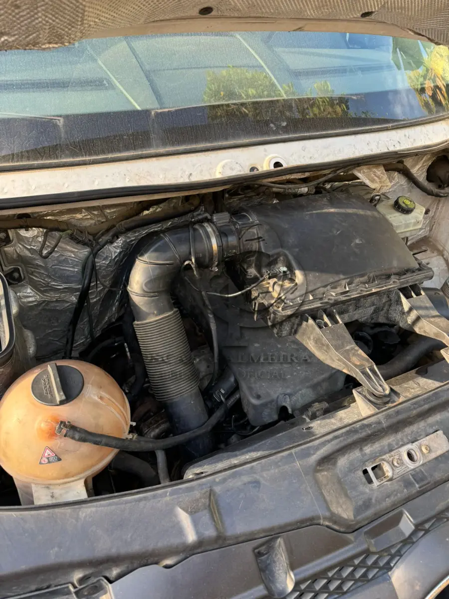 LOTE 009 - SPRINTER MERCEDES BENZ 515 - 2013/2014