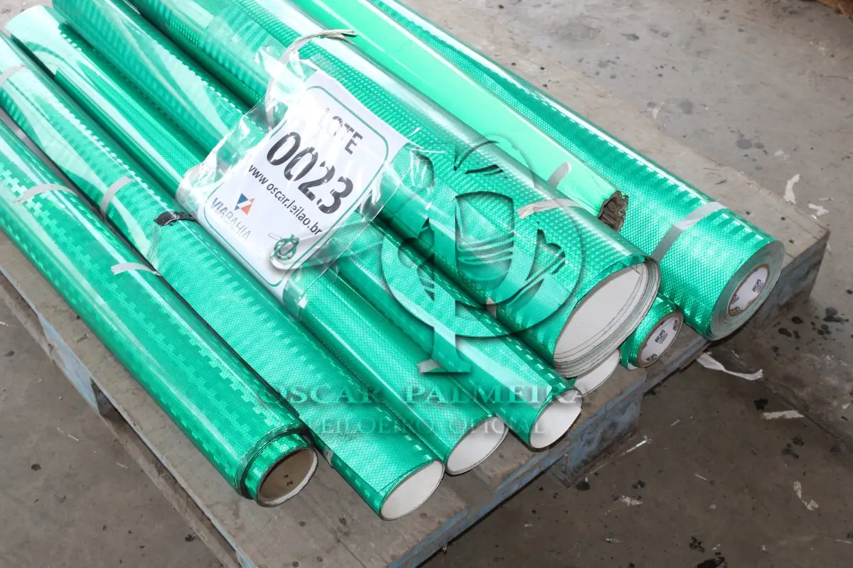 LOTE 023 - MATERIAL DIVERSO