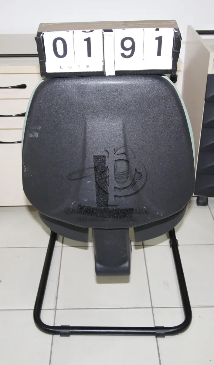 LOTE 191 - LOTE - 0191 - CADEIRA SECRETÁRIA FIXA S/ BRAÇO