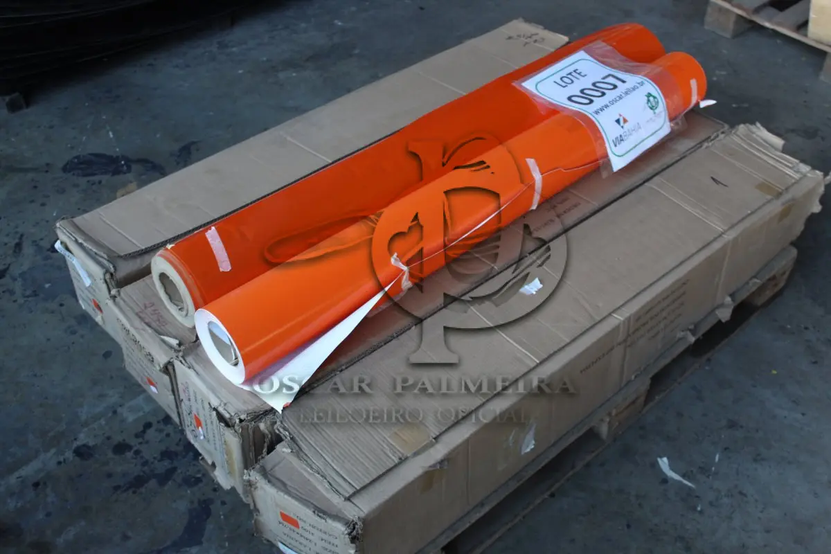 LOTE 007 - MATERIAL DIVERSO