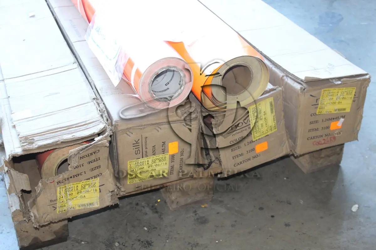 LOTE 007 - MATERIAL DIVERSO