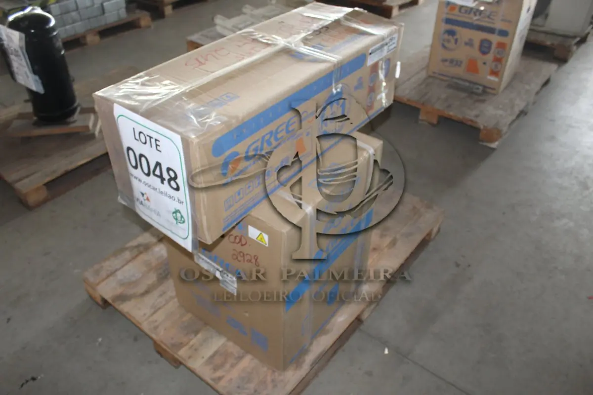 LOTE 048 - MATERIAL DIVERSO