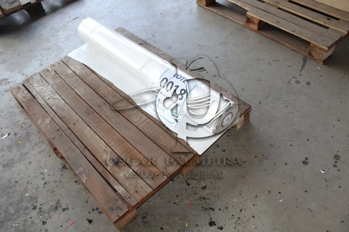 LOTE 018 - MATERIAL DIVERSO