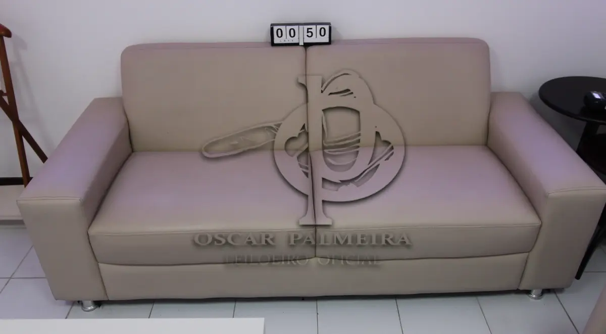 LOTE 050 - LOTE - 0050 - SOFÁ 2 LUGARES CORINO