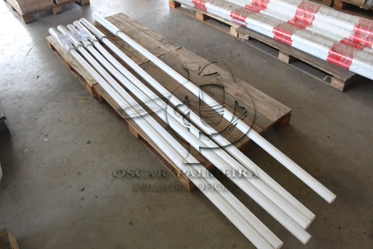 LOTE 039 - MATERIAL DIVERSO