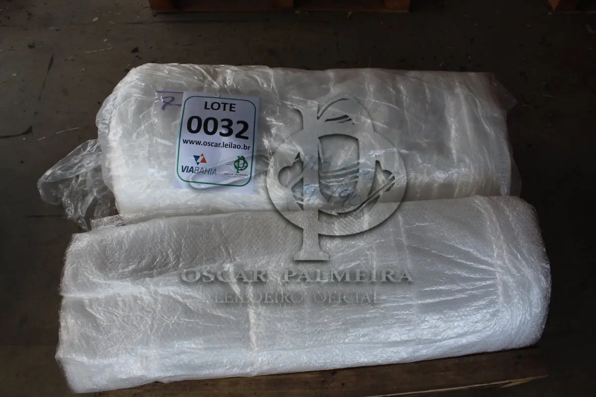 LOTE 032 - MATERIAL DIVERSO