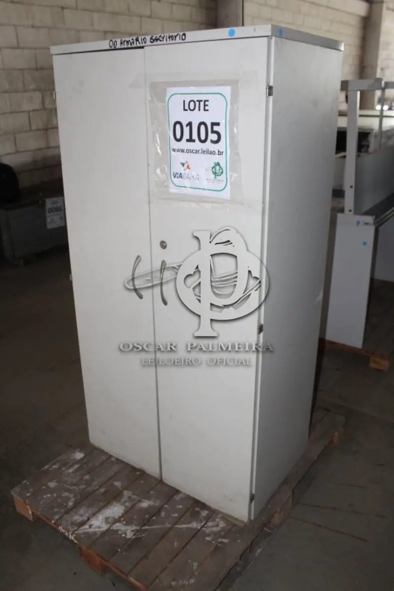 LOTE 105 - MATERIAL DIVERSO