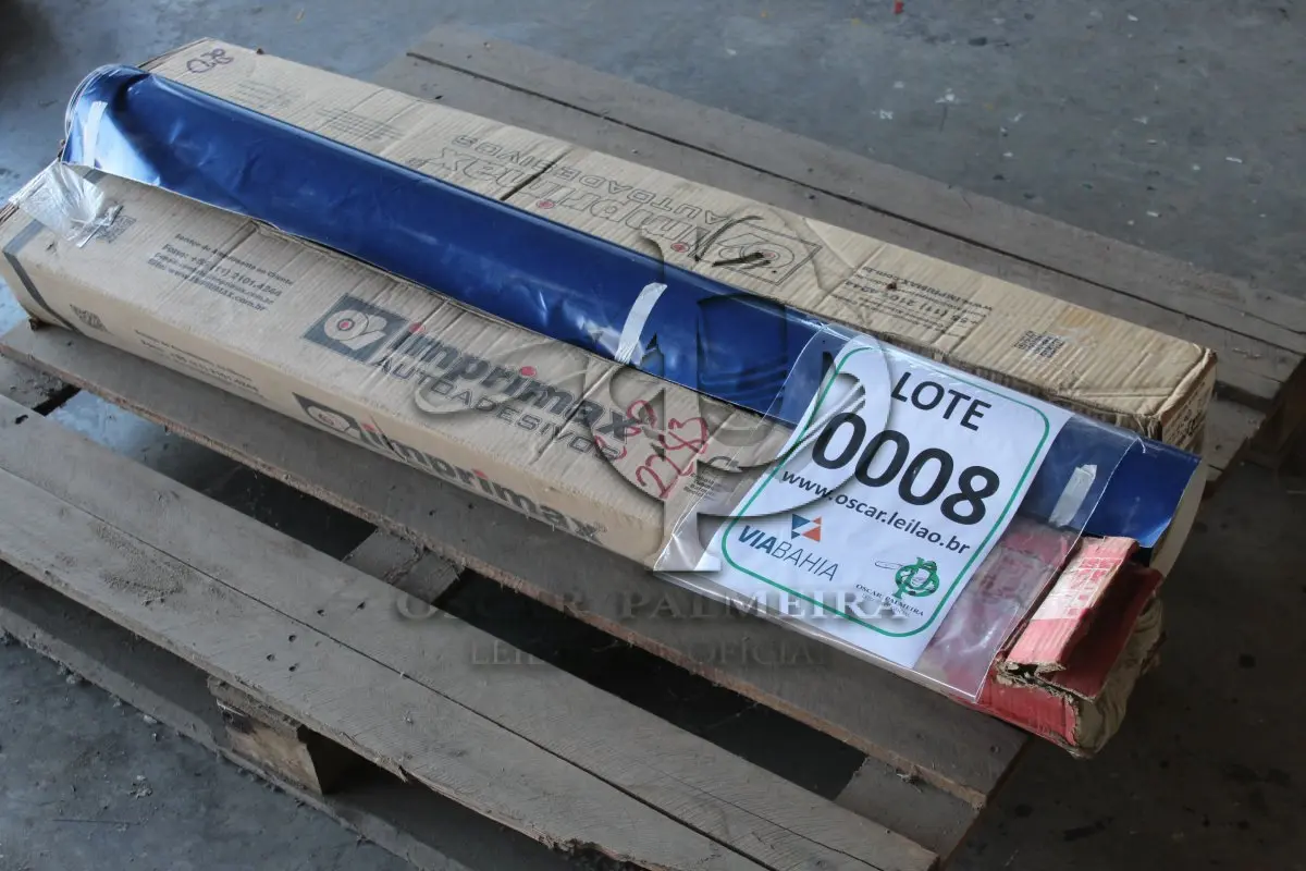 LOTE 008 - MATERIAL DIVERSO