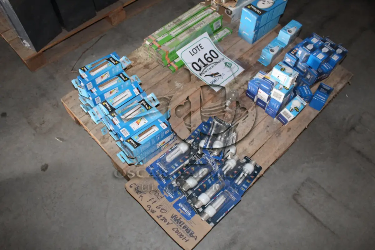 LOTE 160 - MATERIAL DIVERSO