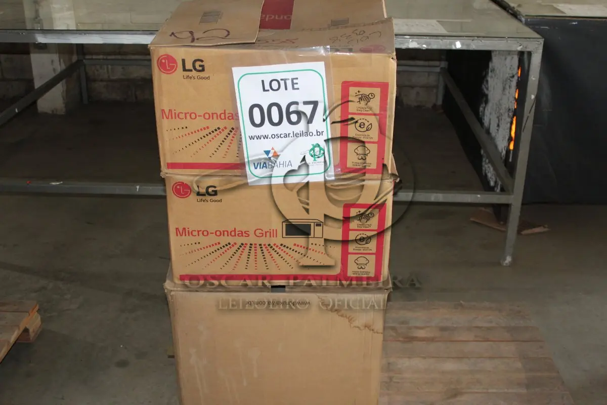 LOTE 067 - MATERIAL DIVERSO