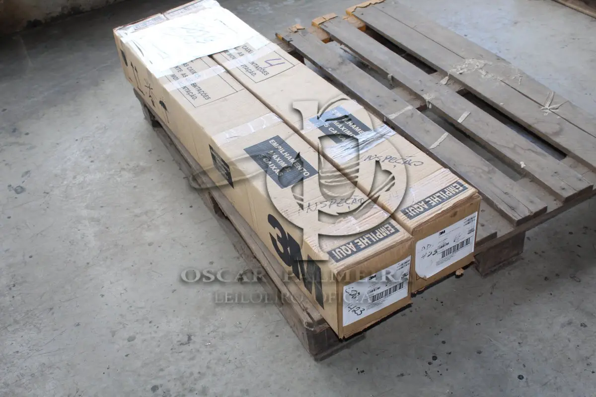 LOTE 019 - MATERIAL DIVERSO