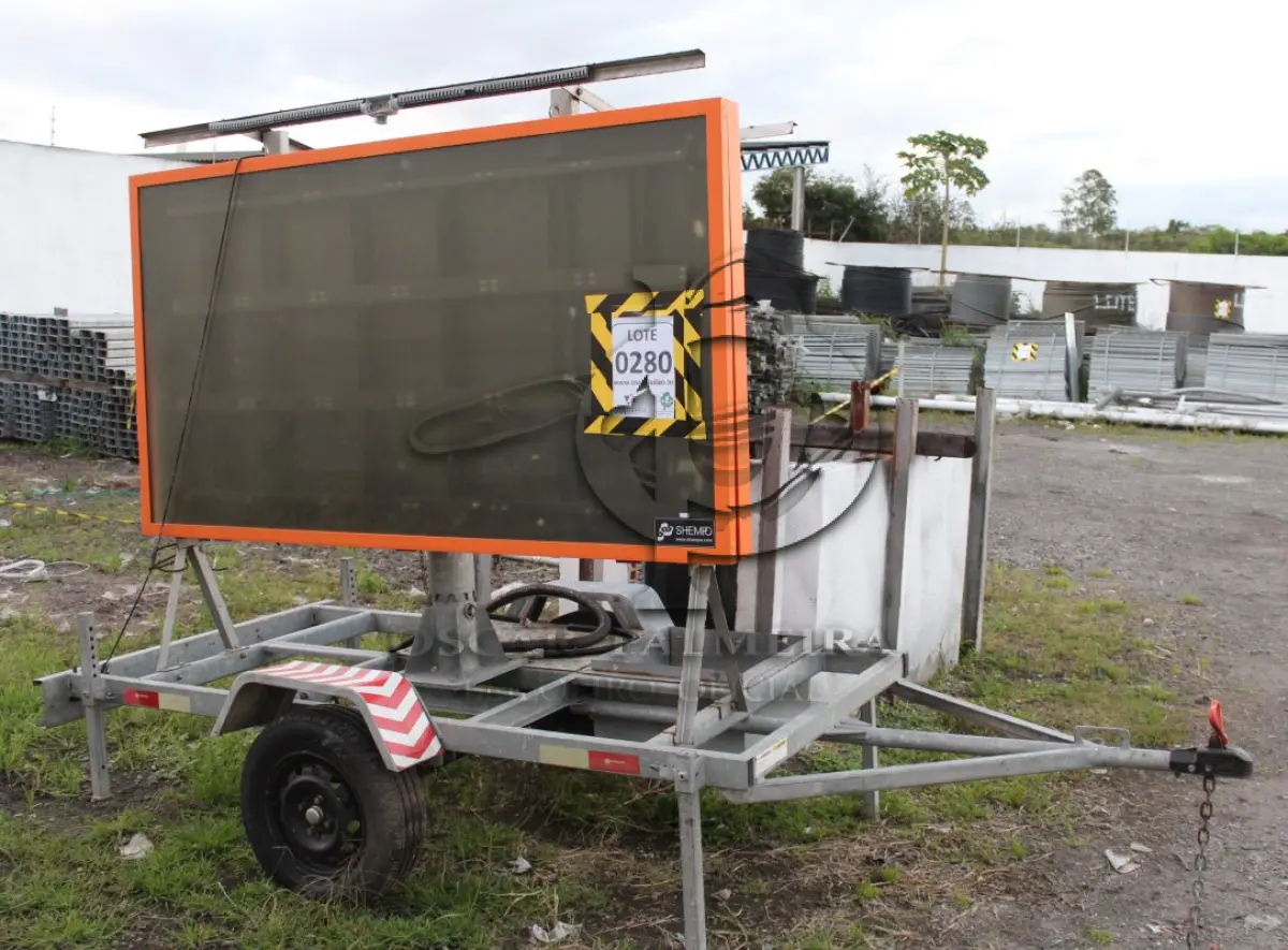 LOTE 280 - MATERIAL DIVERSO