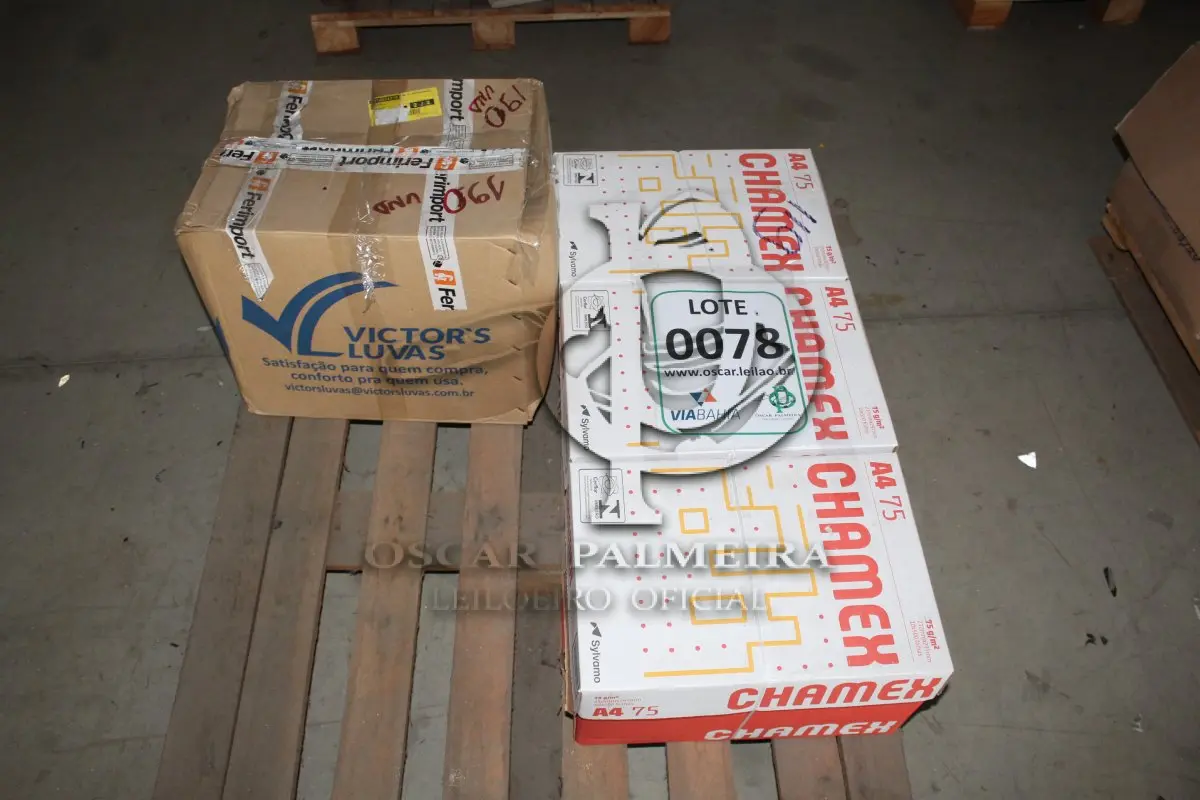 LOTE 078 - MATERIAL DIVERSO