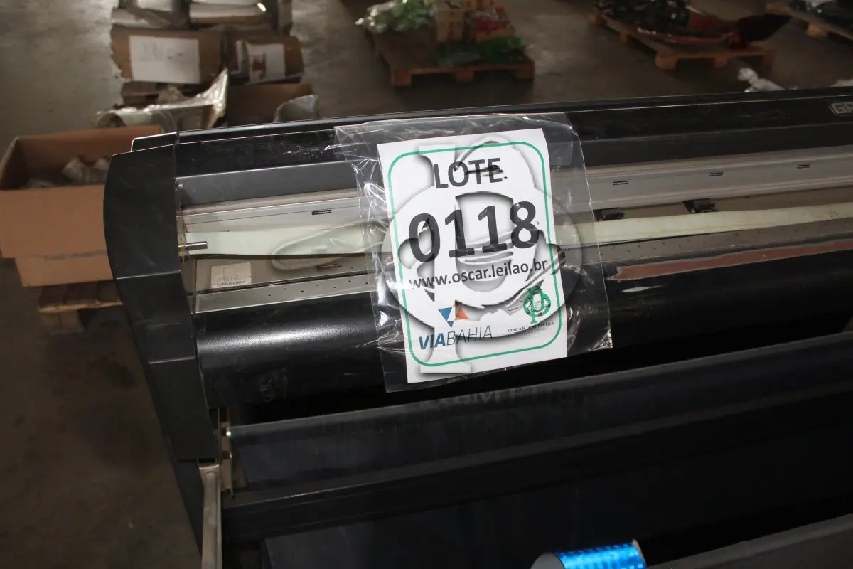 LOTE 118 - MATERIAL DIVERSO