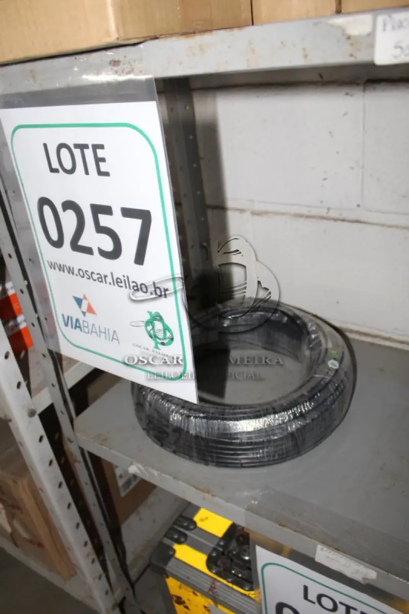 LOTE 257 - MATERIAL DIVERSO