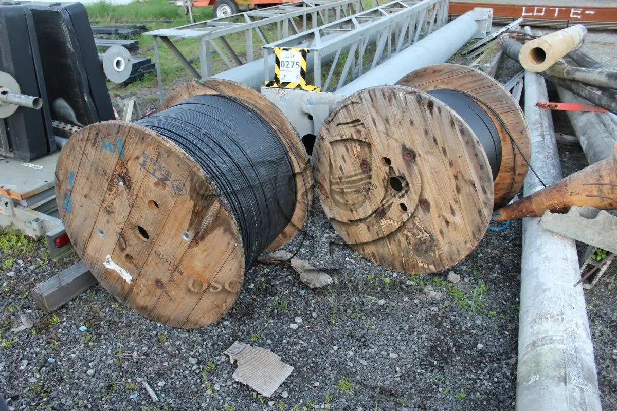 LOTE 275 - MATERIAL DIVERSO