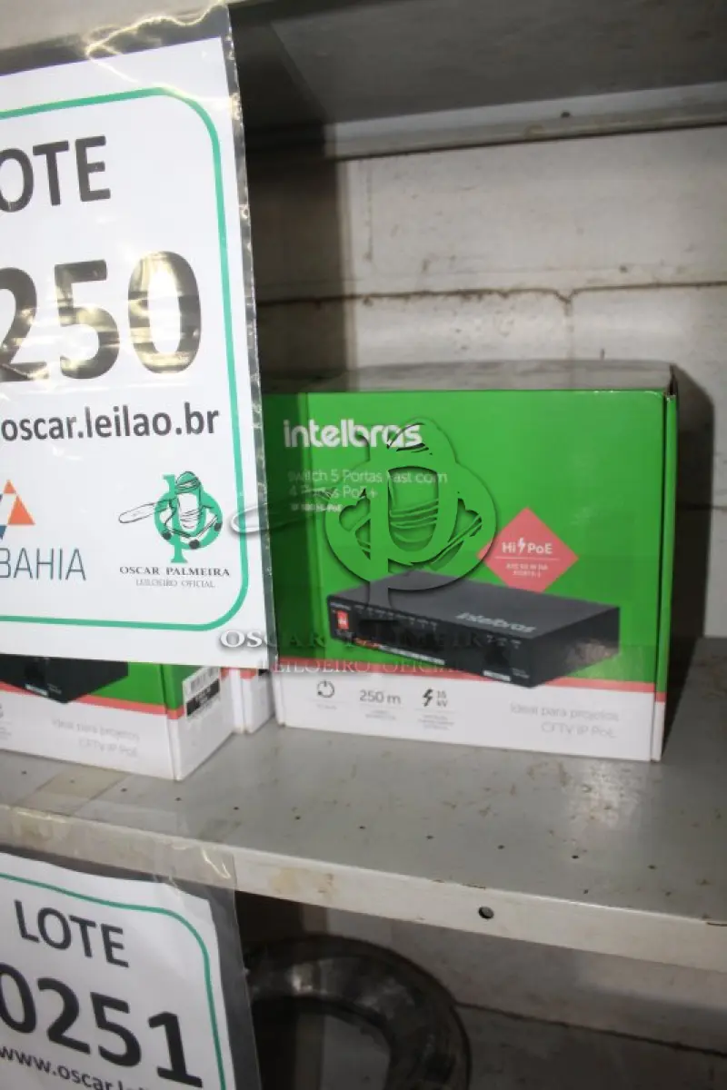 LOTE 250 - MATERIAL DIVERSO