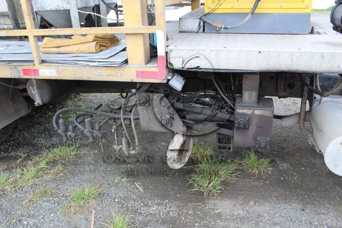 LOTE 124 - VEÍCULO  VW 13.190 - CAMINHÃO DE PINTURA