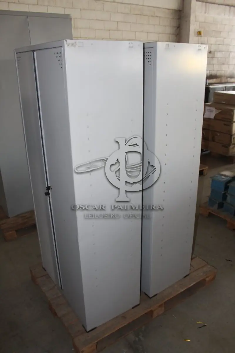 LOTE 084 - MATERIAL DIVERSO