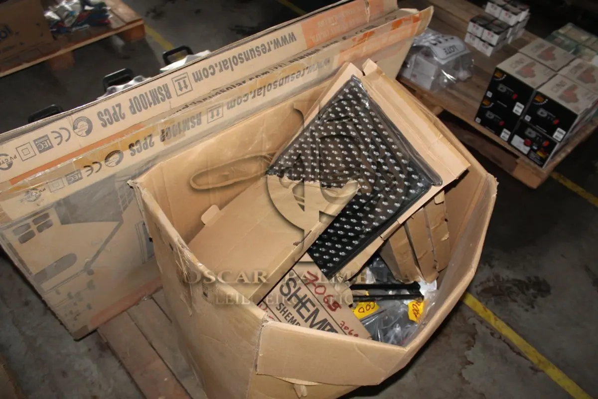 LOTE 152 - MATERIAL DIVERSO