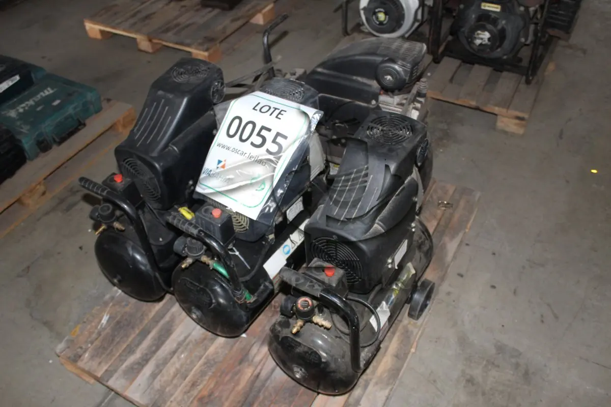 LOTE 055 - MATERIAL DIVERSO