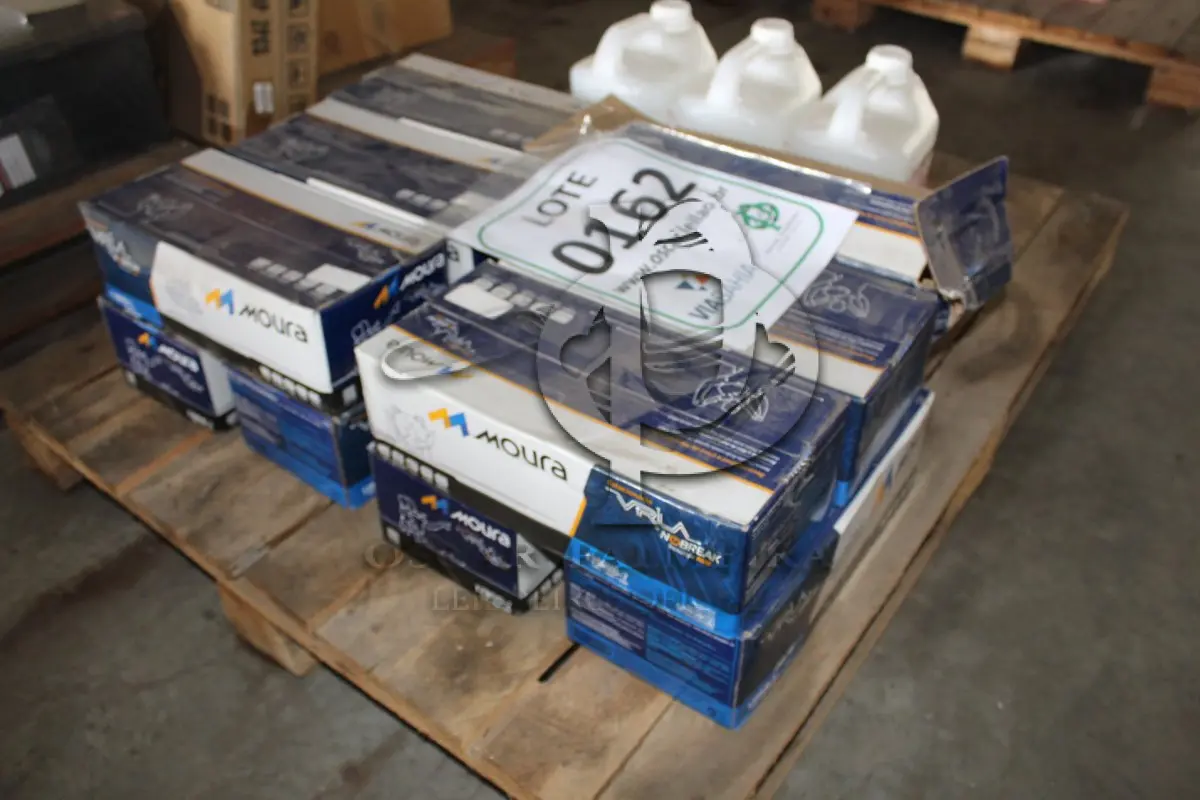 LOTE 162 - MATERIAL DIVERSO