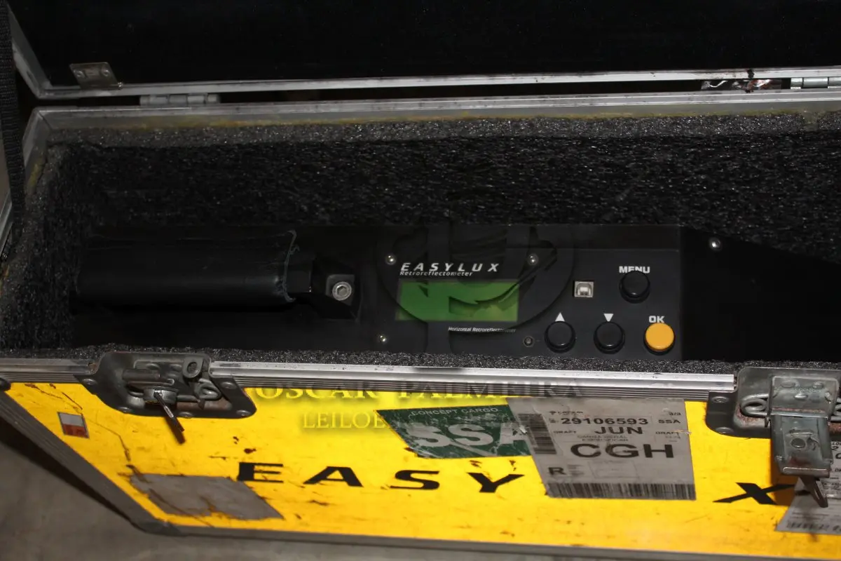 LOTE 258 - MATERIAL DIVERSO